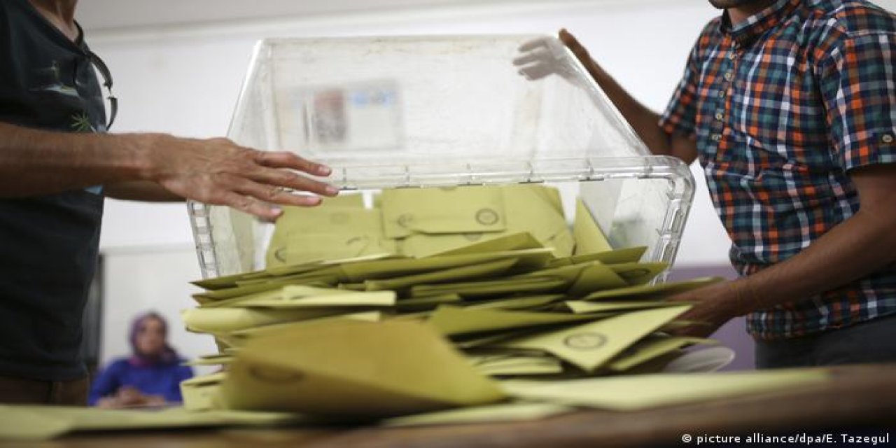 Son seçim anketinde üçüncü ittifakın oy oranı ortaya çıktı