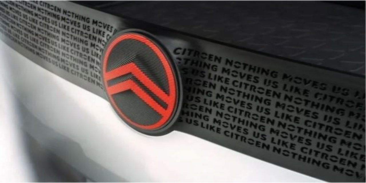 Citroen logosunu değiştirdi