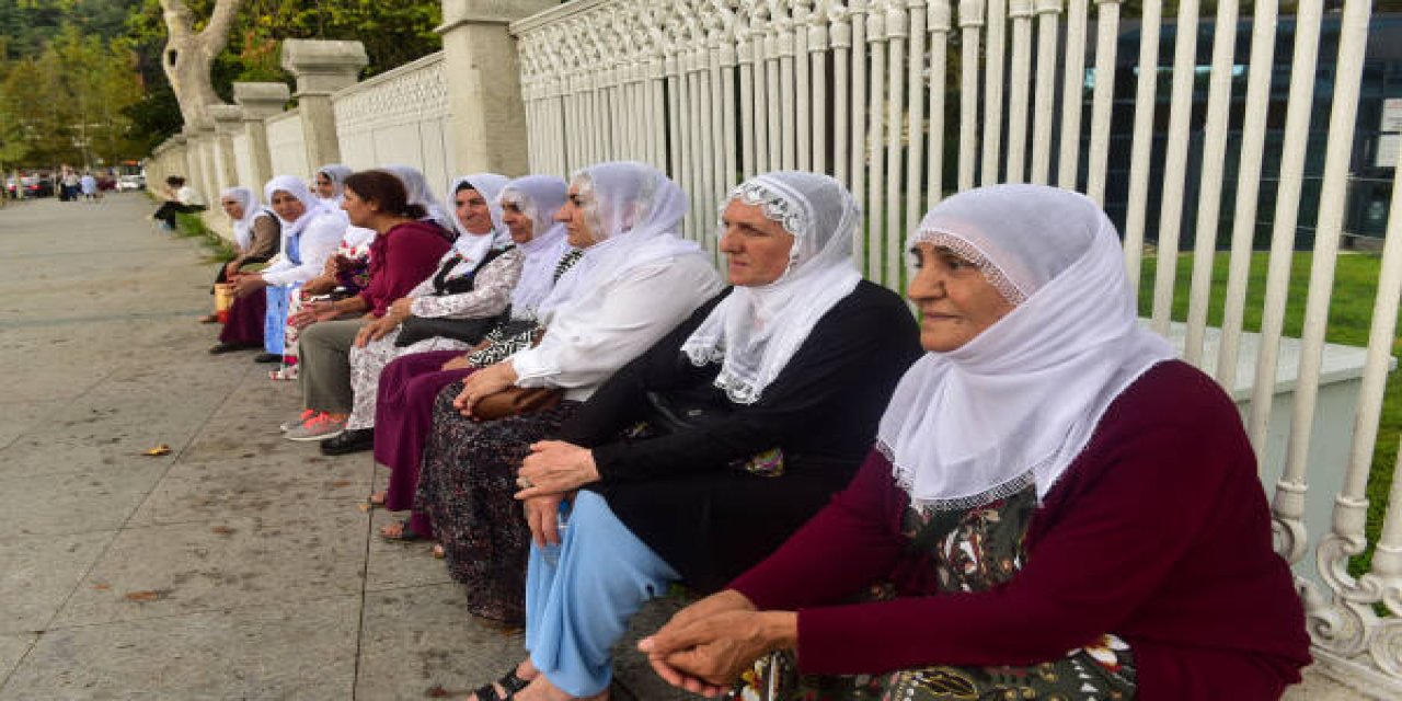Cizre’de Barış Anneleri gözaltına alındı