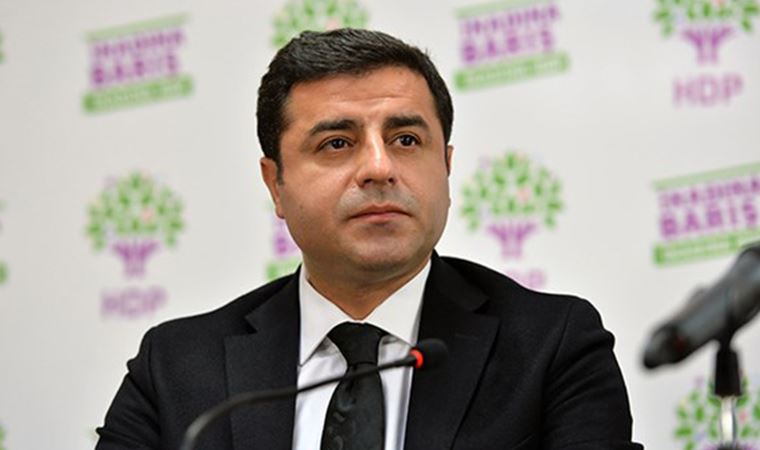 Demirtaş: "Çözüm sürecinin partneri olduğu için HDP’yi kapatacaklarsa AKP’yi de kapatmaları gerekir"