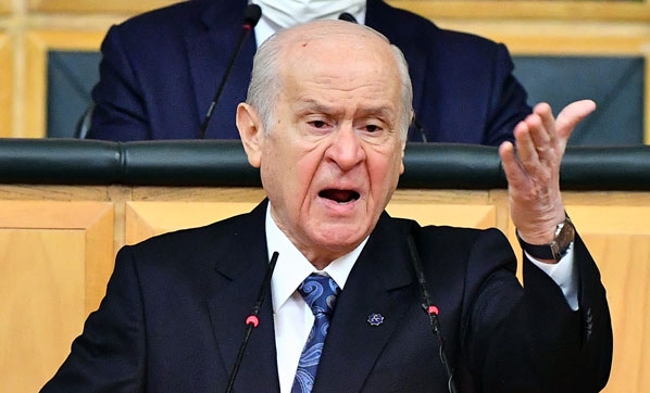 Bahçeli'nin hedefinde gazeteciler vardı