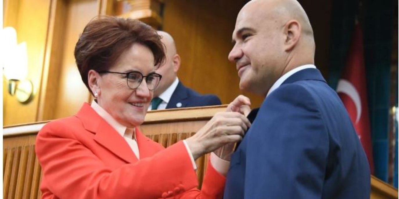 Turhan Çömez İYİ Parti'ye katıldı, rozetini Akşener taktı: Turhan Bey kumpasa direnmiştir