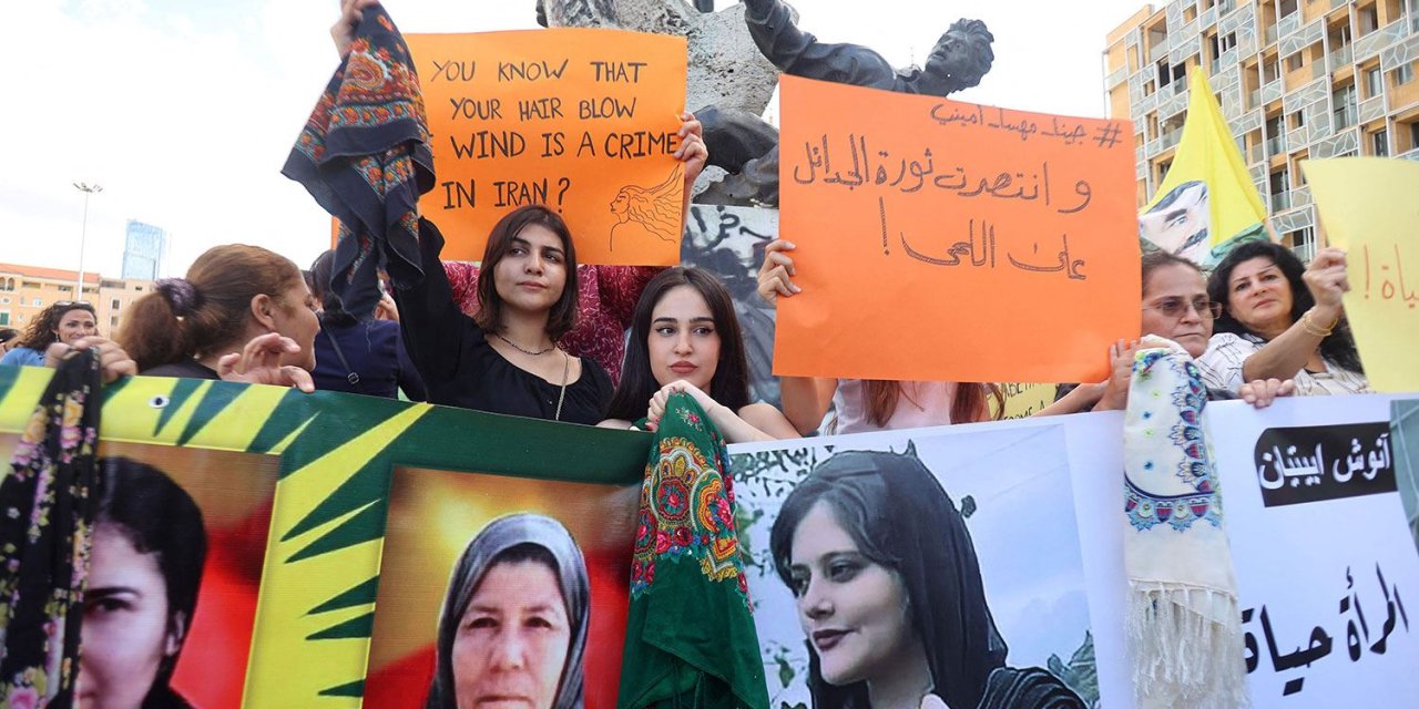 İranlı kadınlar İran sokaklarını anlatı:  Bu kez halk vazgeçmek istemiyor