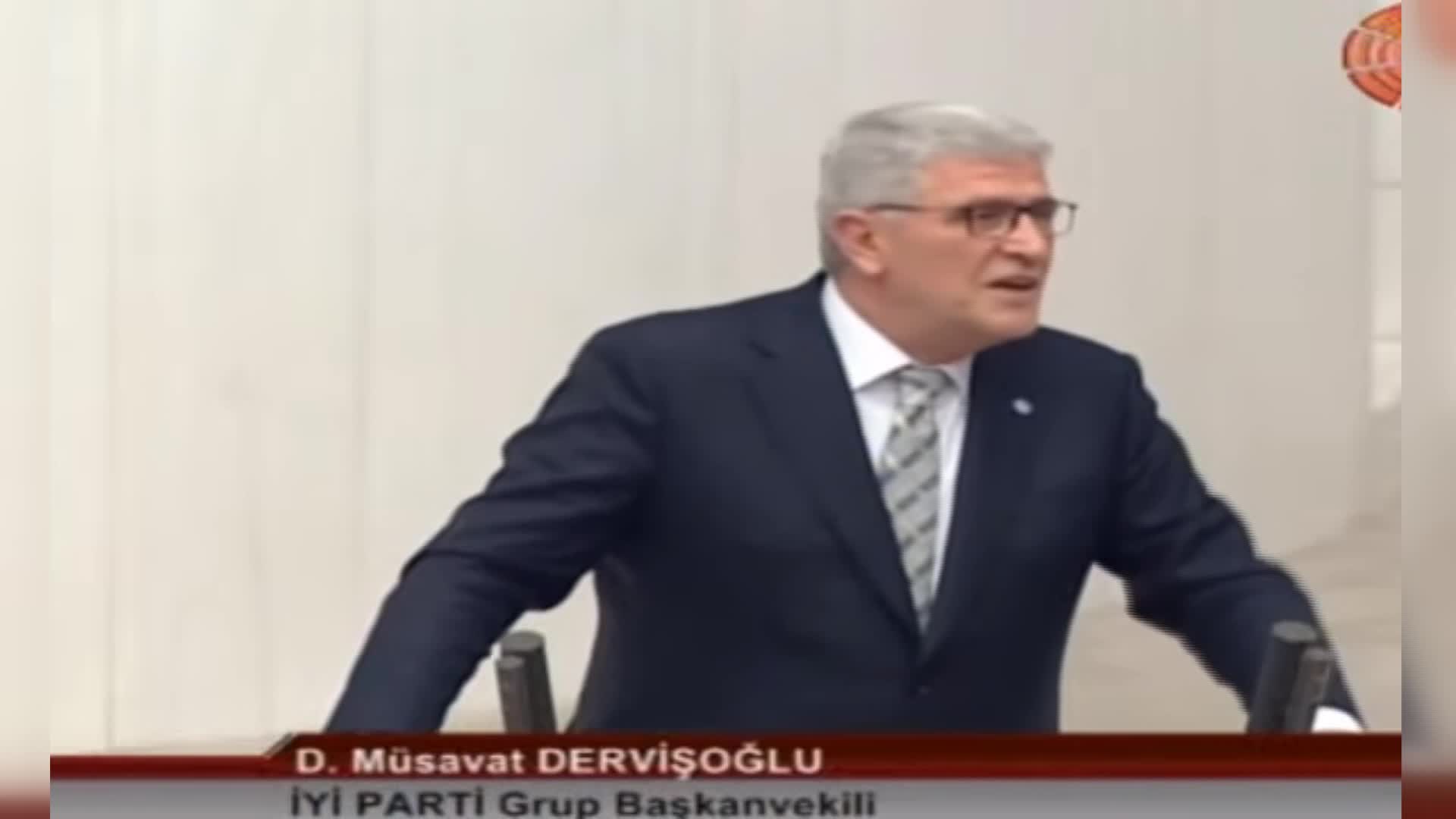İyi Partili Dervişoğlu'ndan AKP'lilere "Gol yediniz... Ohh ohh"