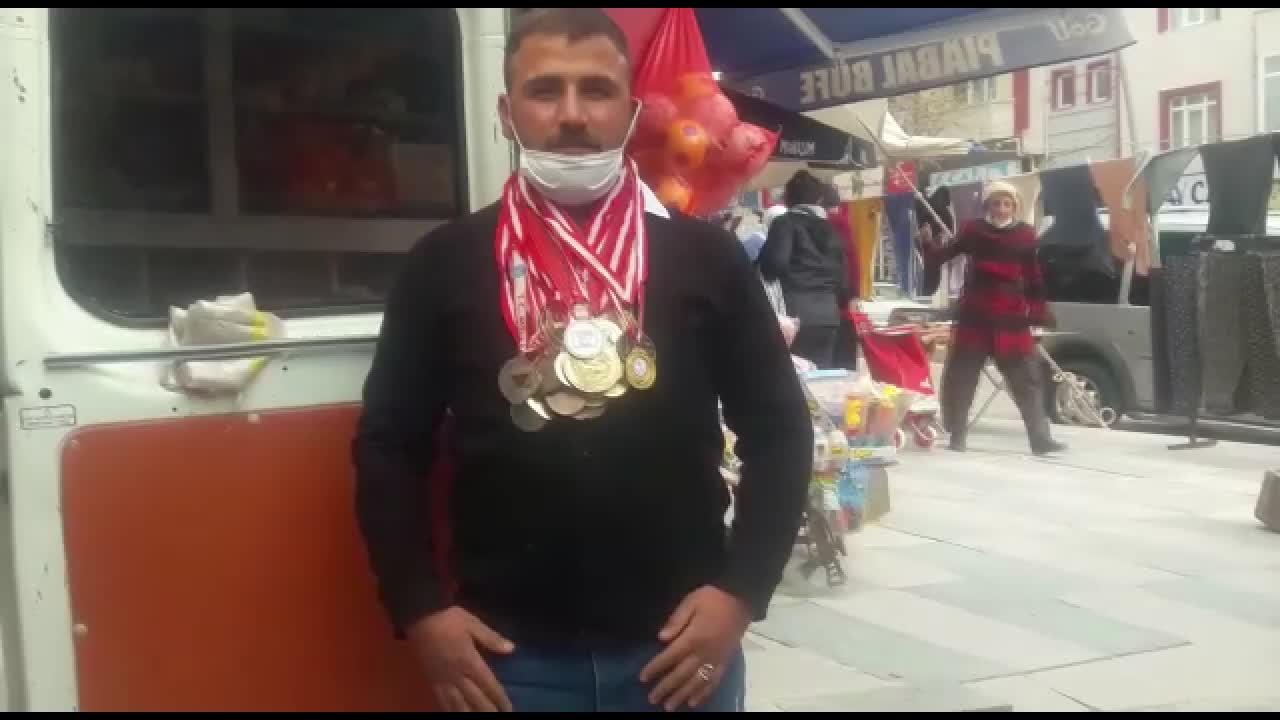 Tokmak: "28 kez Türkiye şampiyonu oldum ama emeklerimin karşılığını alamadım"