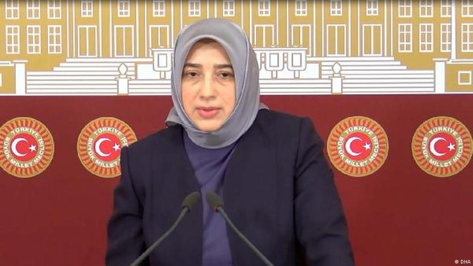 AKP grup başkanvekilliğinden istifa eden Mahir Ünal'ın yerine atanan isim belli oldu