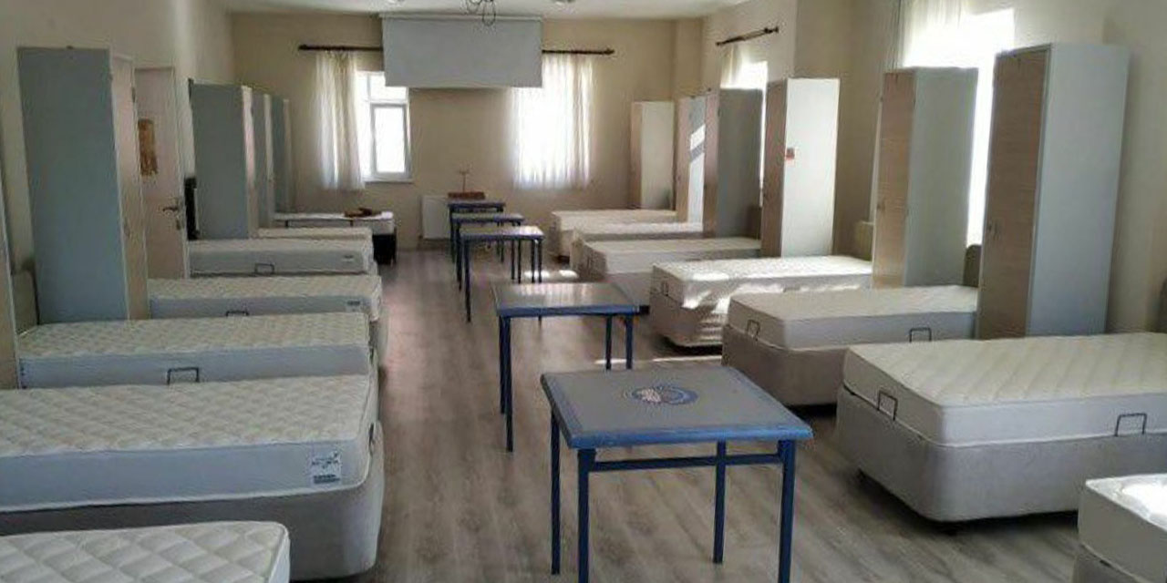 Bakan Kasapoğlu: Başvuran gençlerin yüzde 97'si yurda yerleştirildi