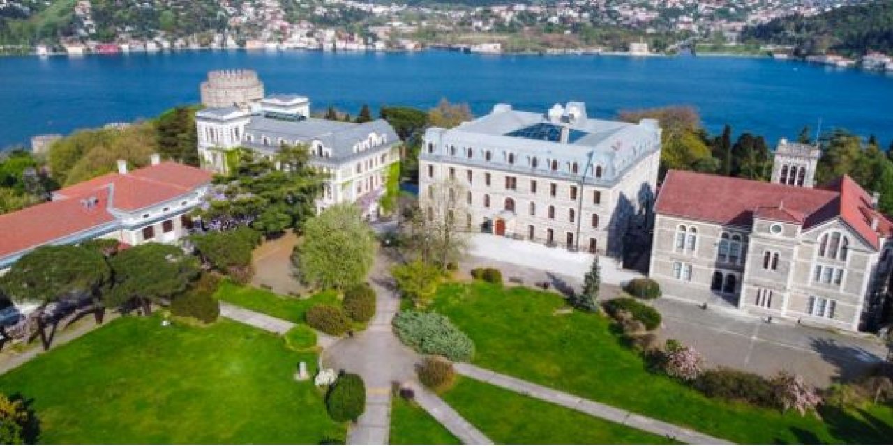 Boğaziçi'nden atılan akademisyene konuşmak da yasak!