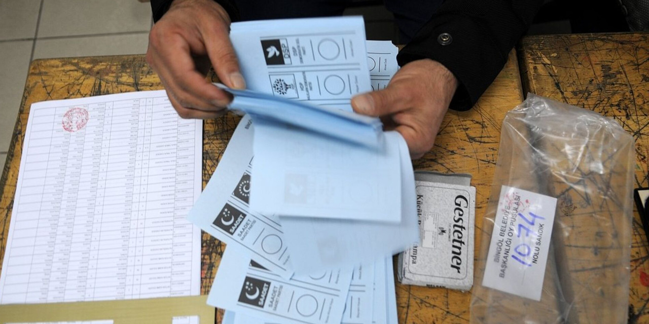 CHP'li Adıgüzel: Toplamda, 200 bin Suriyeli, Afgan, Irak, İran ve Libya'dan gelen seçmen var