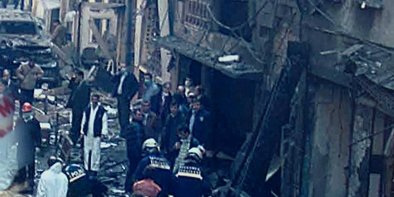 İstanbul'da sinagog saldırılarında hayatını kaybedenler anıldı