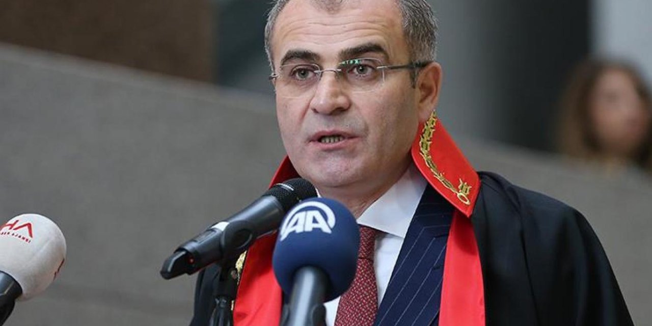 FETÖ hükümlüsü eski tuğgeneralden Anayasa Mahkemesi üyesi İrfan Fidan hakkında suç duyurusu