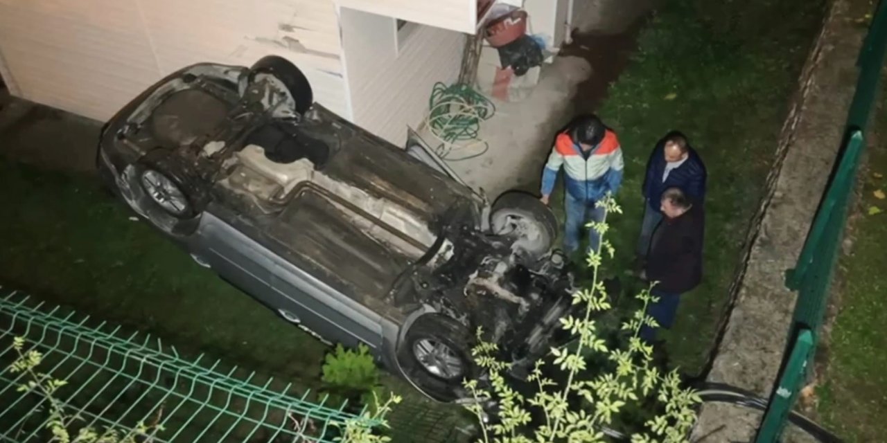 Otomobil 3 metreden bahçeye düştü, anne ile çocukları yaralandı