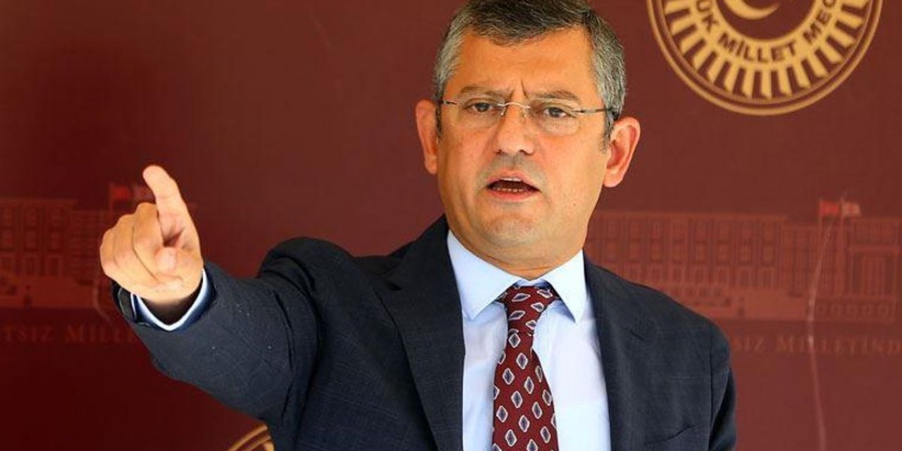 Özgür Özel'den Süleyman Soylu iddiası: İttifak içi dengelerden dolayı duruyor, görevden alınacak
