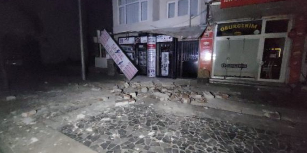 Düzce'de depremin ardından ilk gece: 212 artçı sarsıntı oldu