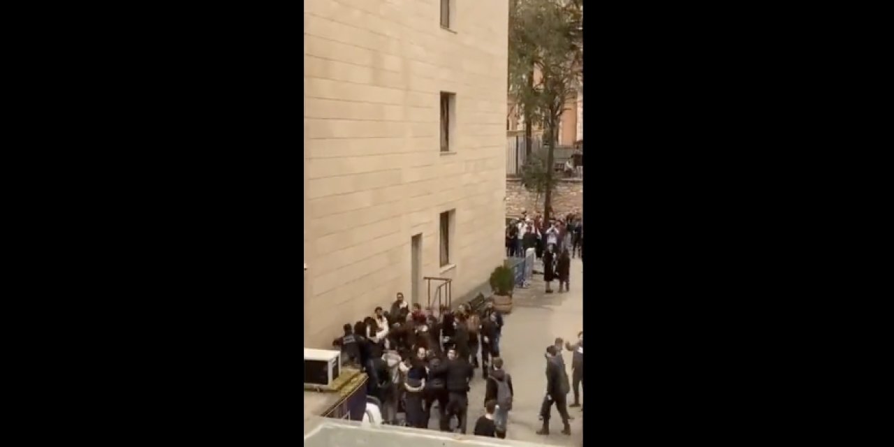 İstanbul Üniversitesi'nde 6 öğrenciye 20 - 25 kişilik grup saldırdı