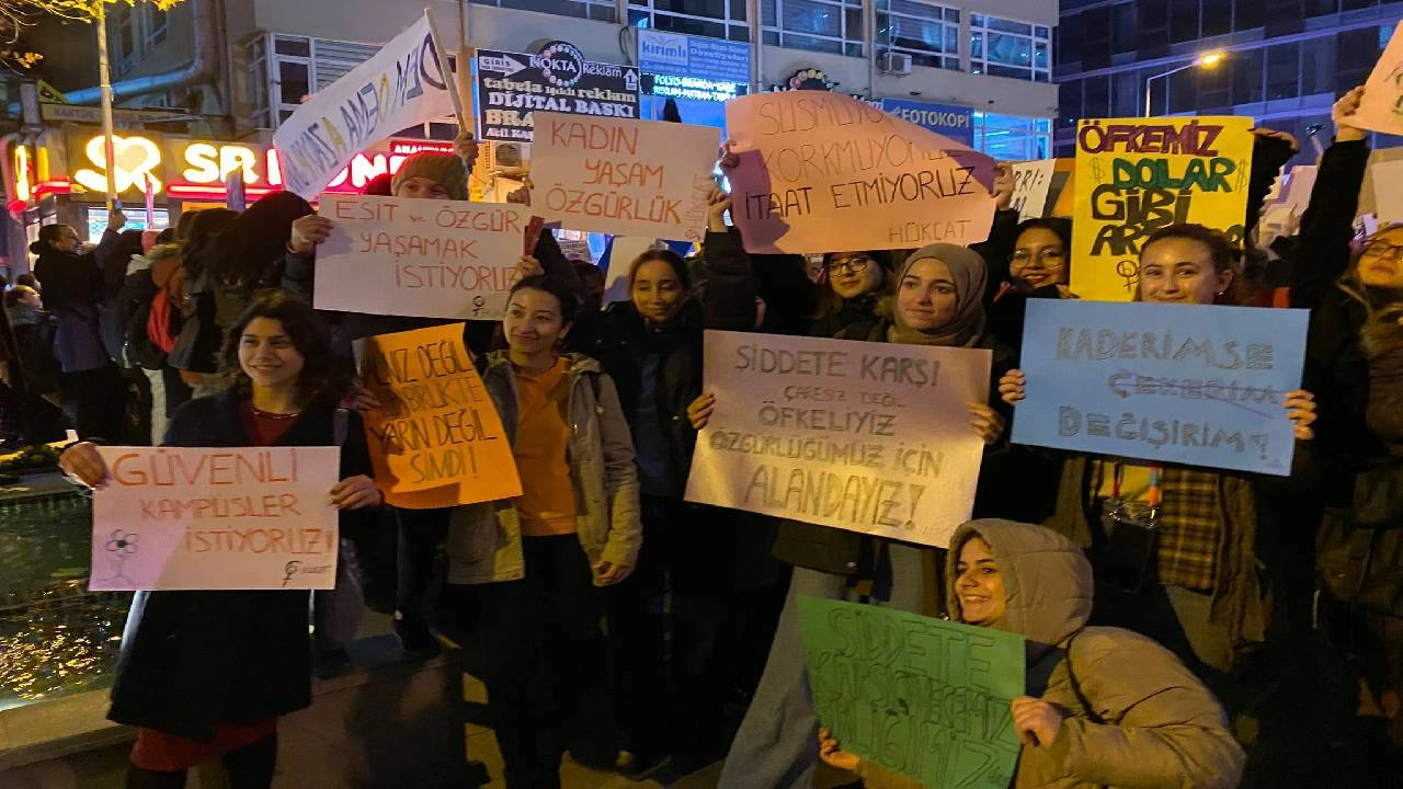 Ankara'da 25 Kasım eylemi: 5 kadın gözaltına alındı