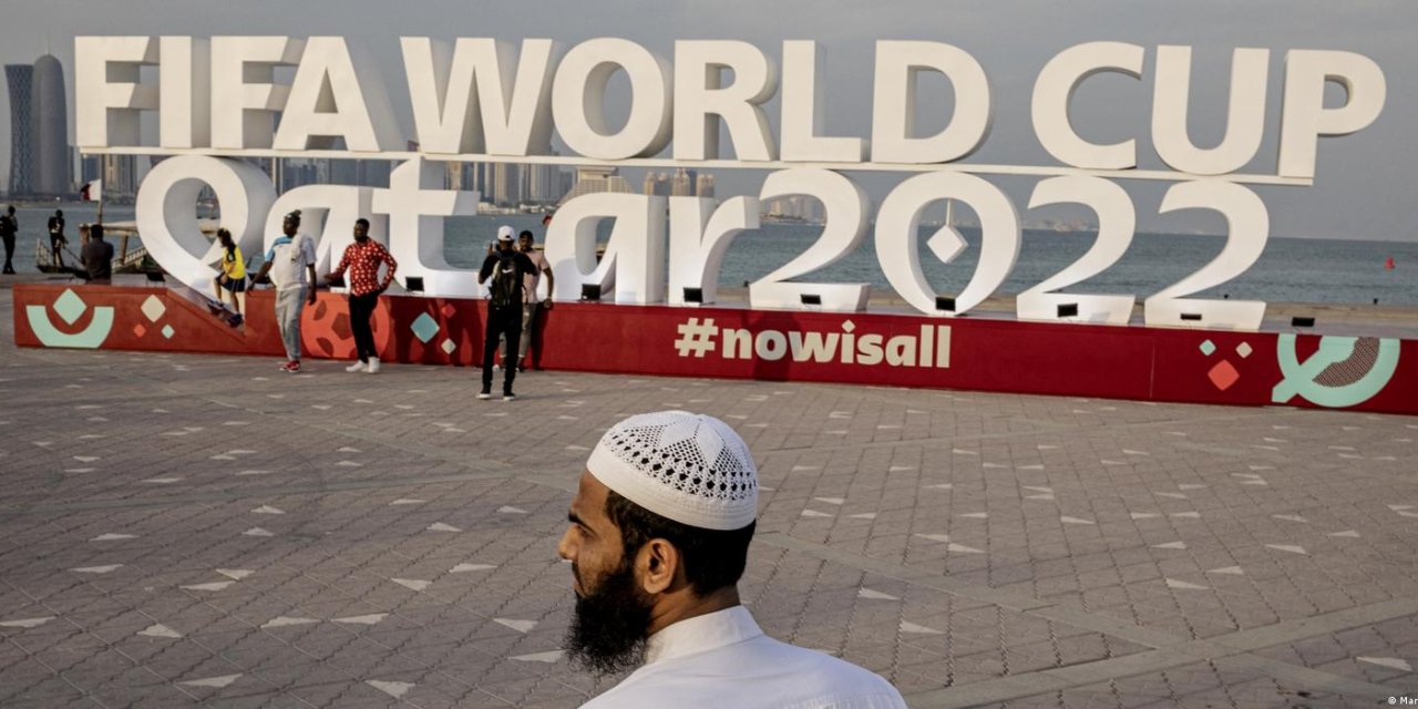 Katar'daki Dünya Kupası'na yönelik eleştiriler ırkçılık mı?