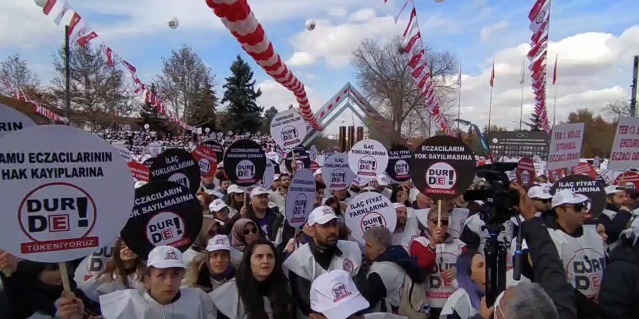 Eczacılar Ankara'dan 'ses verdi': Çok ciddi ekonomik çıkmaz var