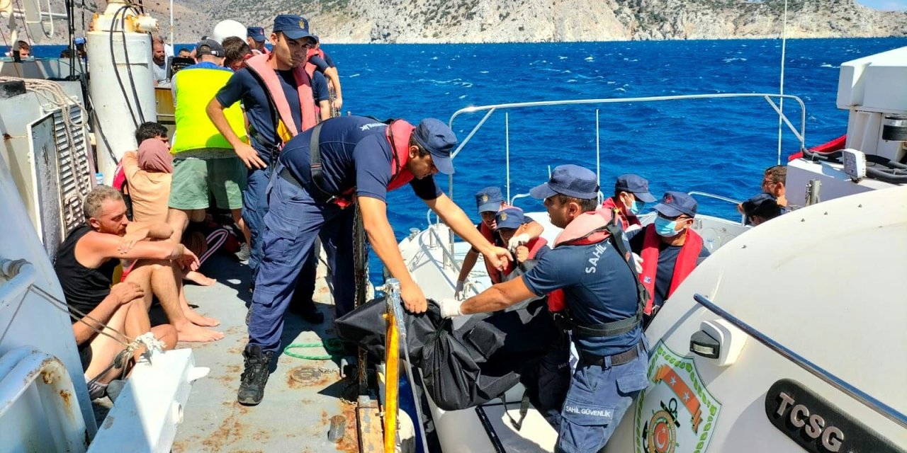 Ege ve Akdeniz'de 11 ayda 41 bin 834 göçmen engellendi
