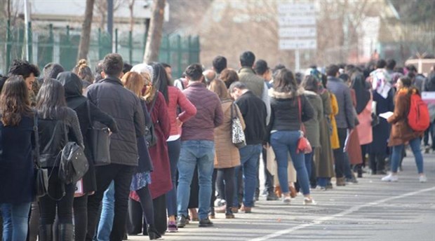 TÜİK: Şubat ayında işsizlik oranı 0,7 puanlık artış ile yüzde 13,4 oldu