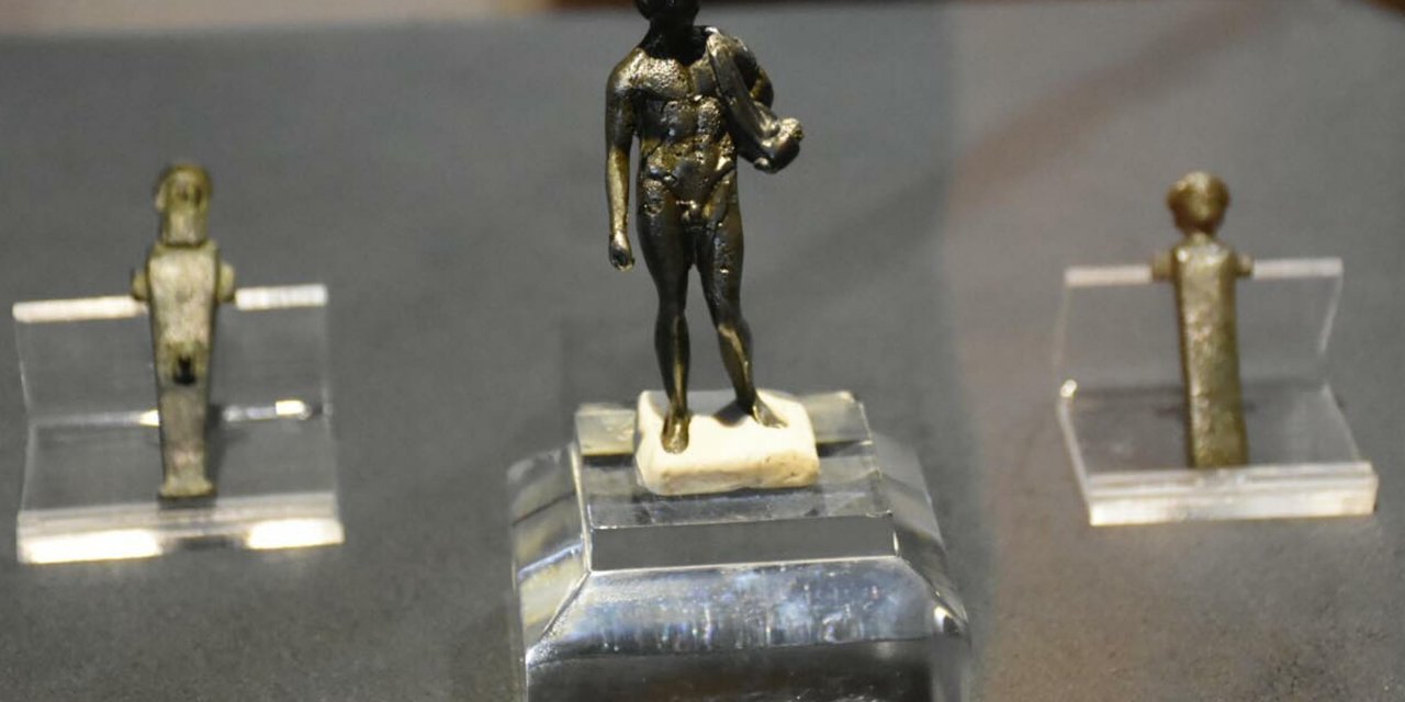 'Hermes' ve 'Herme' heykelcikleri ilk kez İzmir'de sergileniyor