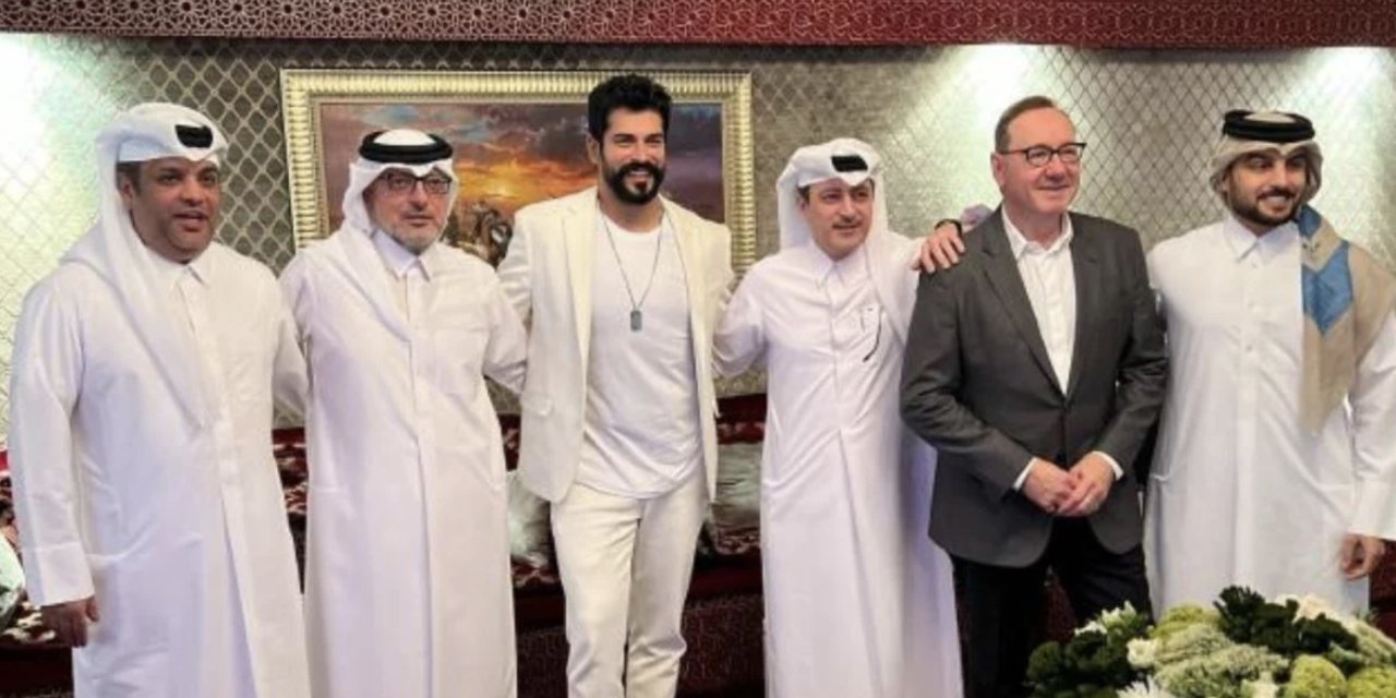 Katar'da Kevin Spacey ile görüşen Burak Özçivit: Üzgünüm, sonradan öğrendim