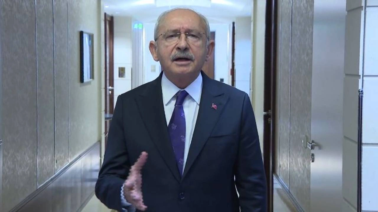 Kılıçdaroğlu: Milletime söz veriyorum ki bu sefil darbeci kötülüğü yeneceğiz