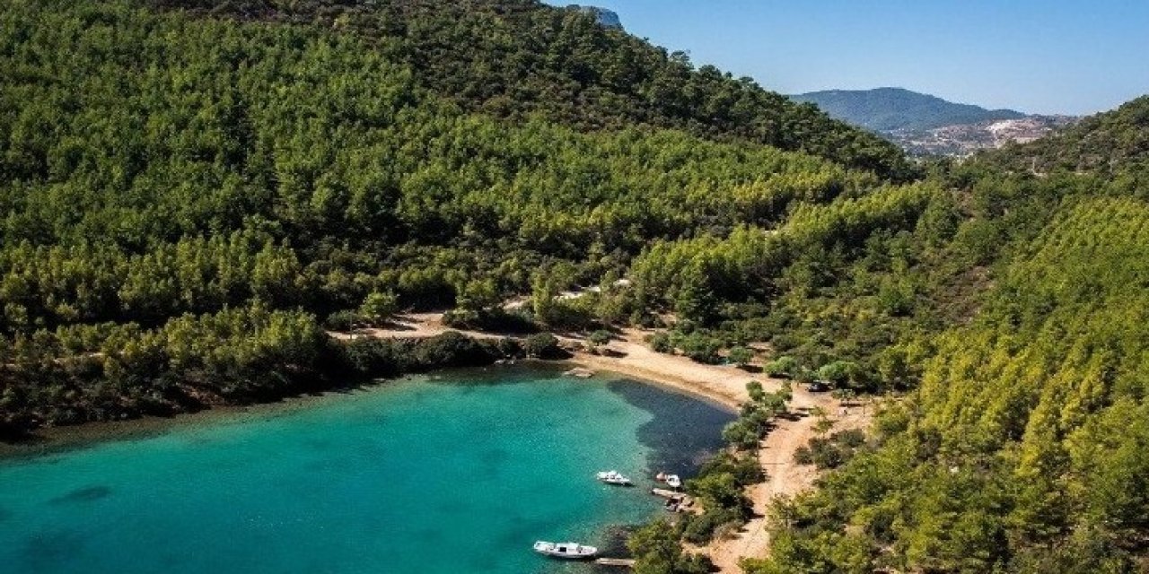 Bodrum Belediyesi'nin Cengiz İnşaat'a ruhsat vermesi tepki çekti