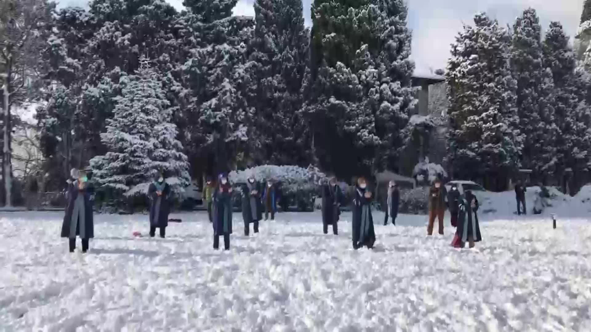 Boğaziçi Üniversitesi'nde kar altında protesto