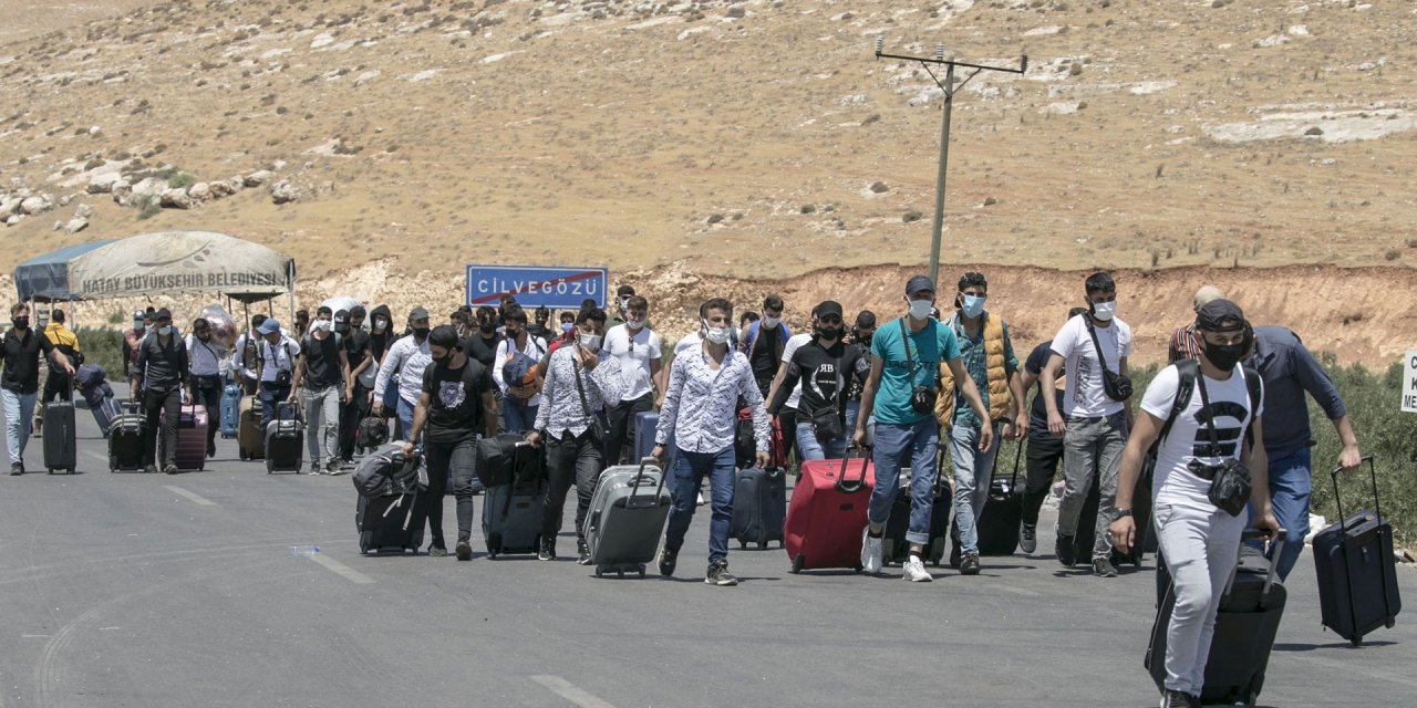 Çeviköz, CHP'nin tutumunu hatırlattı: Suriyeliler iki yıl içinde dönecek