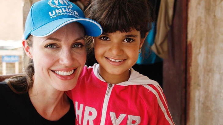 Angelina Jolie, BM İyi Niyet Elçiliği görevinden ayrıldı