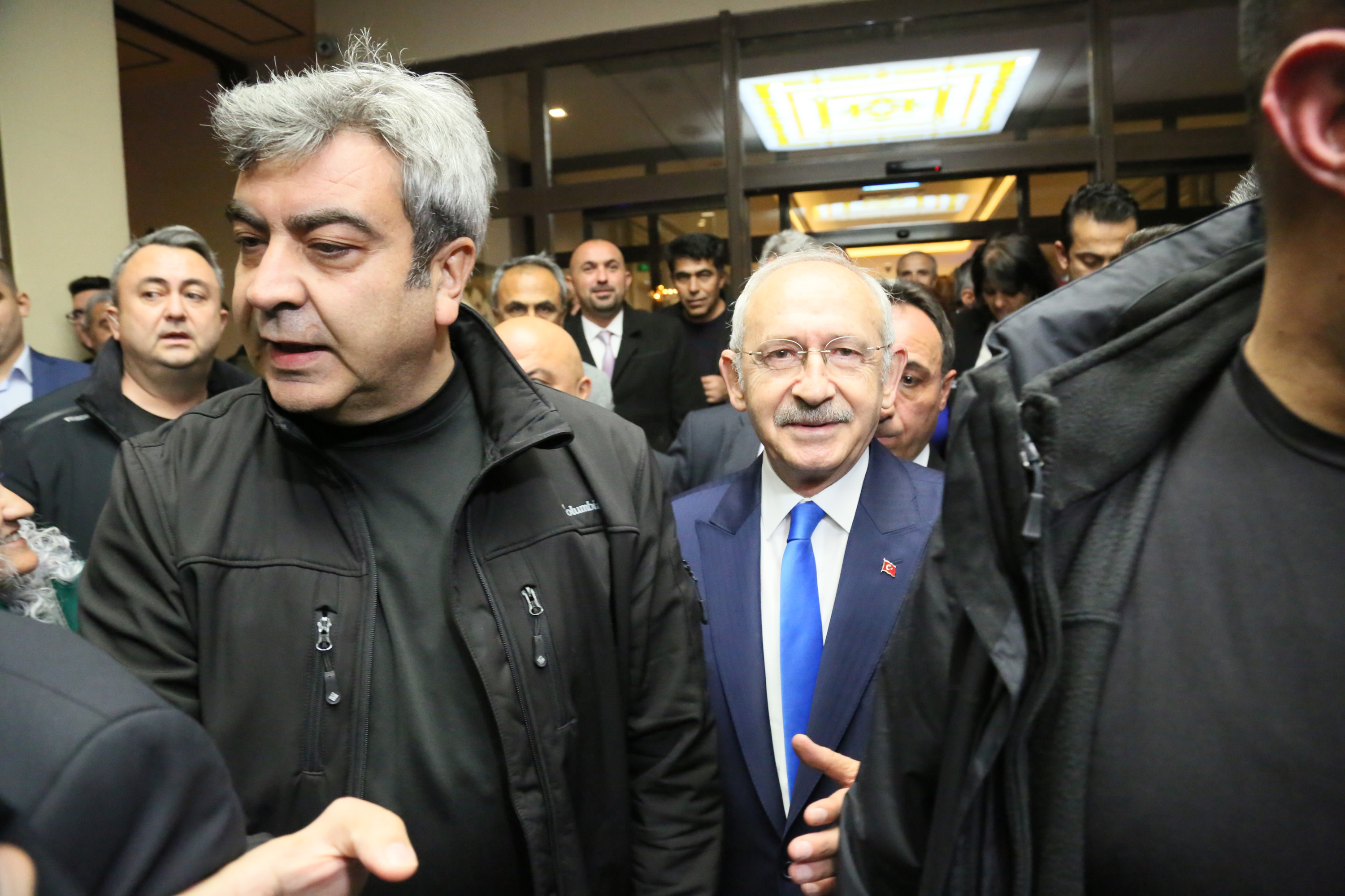 Kılıçdaroğlu, Antalya'da yoğun ilgiyle karşılandı