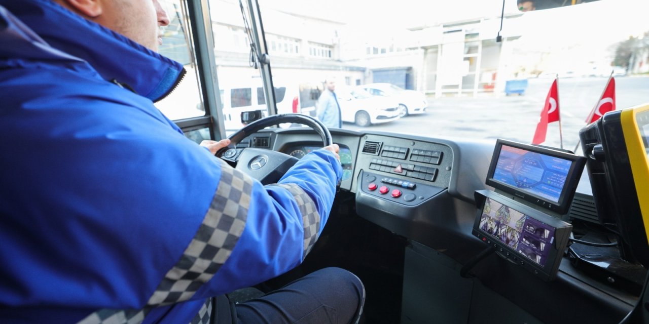 İstanbul'da  otobüs şoförlerini yapay zeka takip edecek