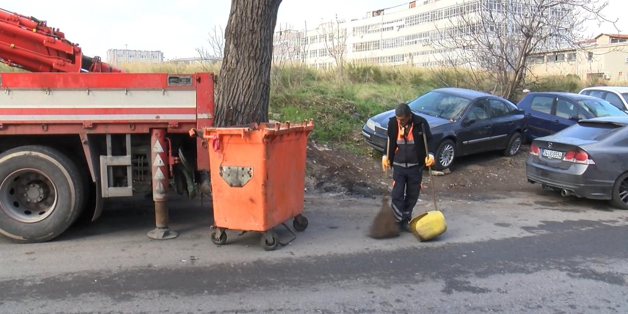 İstanbul'da bir köpek yakılarak öldürüldü