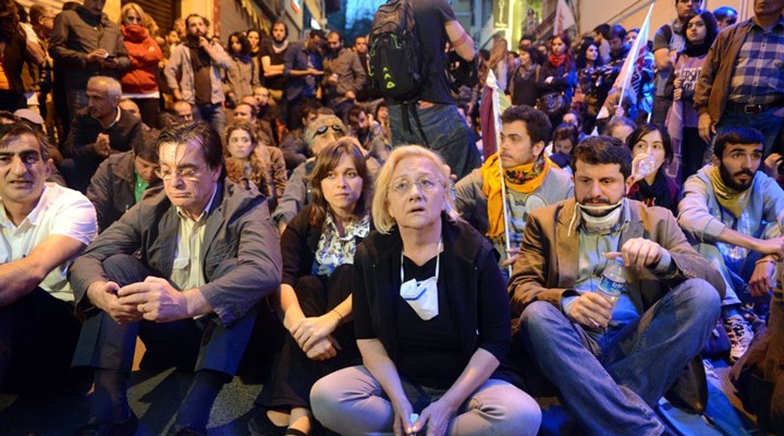 Mücella Yapıcı ve Tayfun Kahraman'dan Gezi kararına tepki: Adalet bekleyen herkese geçmiş olsun