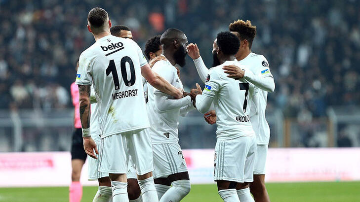 Beşiktaş, Adana Demirspor'u tek golle geçti