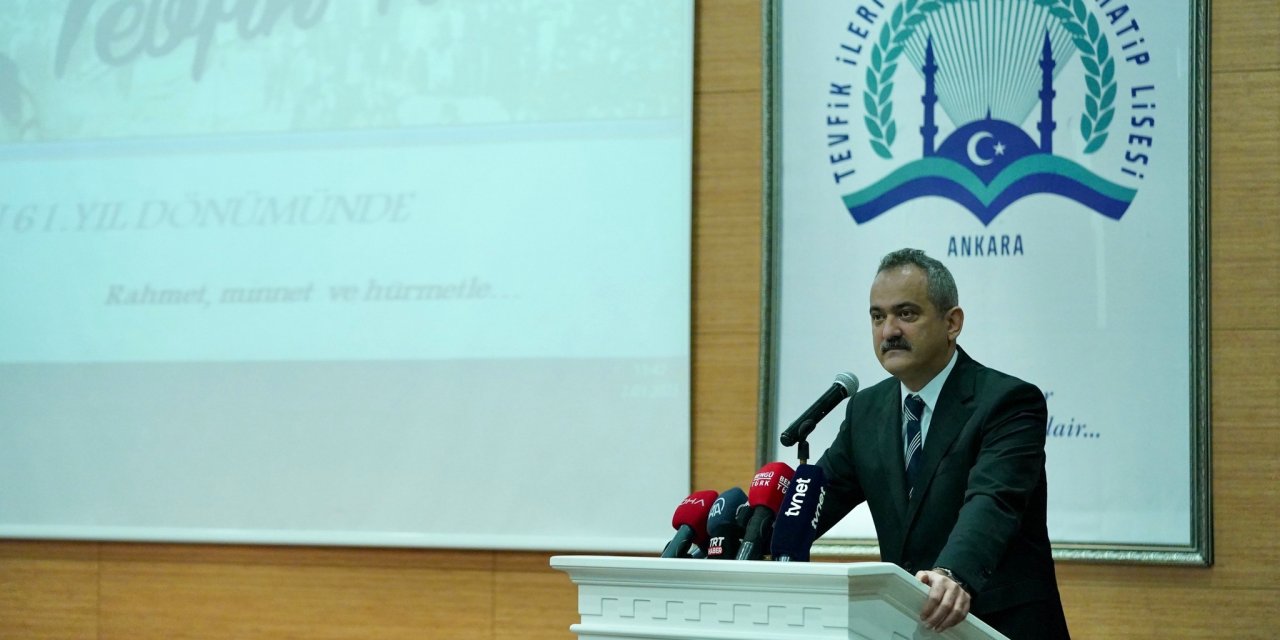 Milli Eğitim Bakanı Özer'den özel okul zamları açıklaması