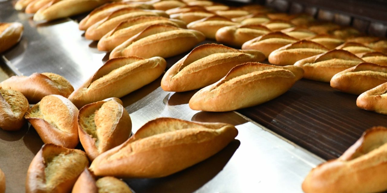 Adana'da ekmeğe zam: 5 liradan satılacak