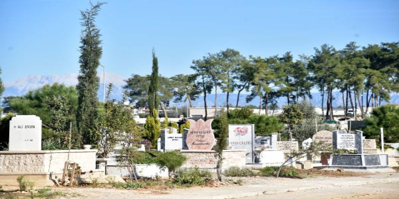 Ölmek de pahalandı!: Antalya’da mezar yeri ve ‘kefen parası’ 4 kat arttı