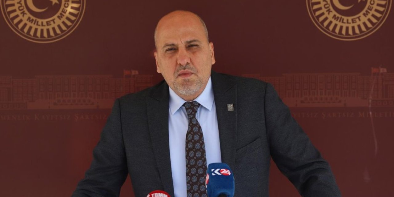 Ahmet Şık’tan Soylu ve Bozdağ’a zor ‘Sinan Ateş’ soruları: Polis, tetikçileri Ankara’ya çakarlı araçla mı taşıdı?