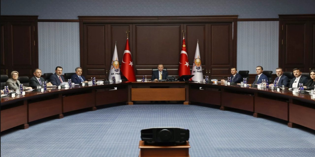 AKP MYK toplantısında dikkat çeken konuşma: 'Ne gerekiyorsa verelim vermezsek bu seçimi alamayız'