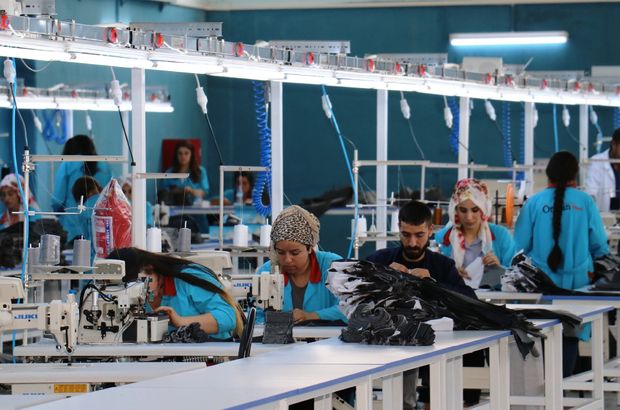 "Tekstil sektöründe 100 bini aşkın işçi ilk 6 ayda ‘maliyet’ gerekçesiyle işten çıkarılacak"