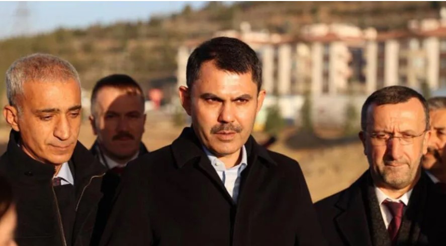 'AKP'nin adayı Murat Kurum, 'FETÖ'den kapatılan şirketi CV'sinde gizledi' iddiası