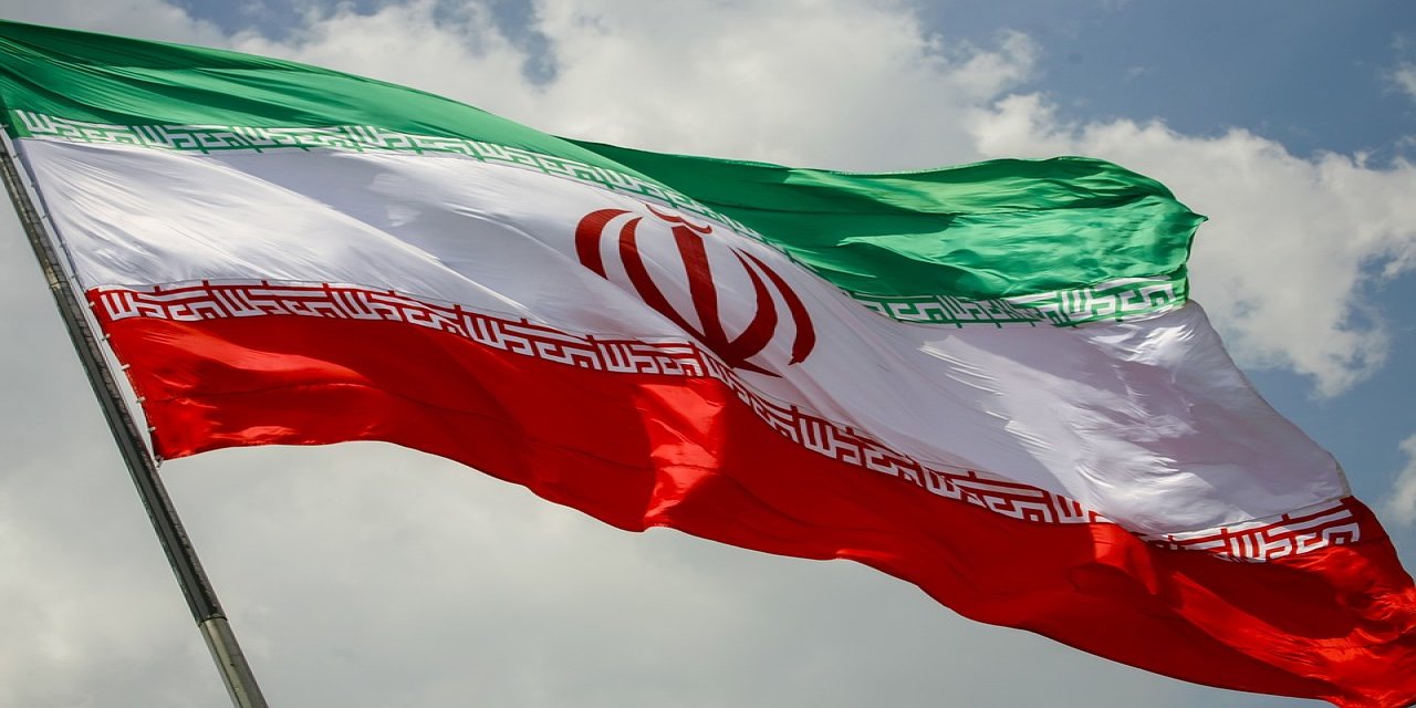 Eski İran savunma bakanı yardımcısına idam cezası