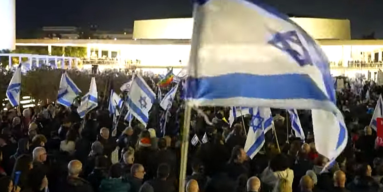 İsrail’de hükümetin 'yargı planı' tartışılıyor: Tel Aviv'deki protesto gösterilerine 80 bin kişi katıldı