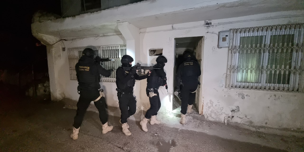 Türkiye'ye kaçak girmişler: Adana'da IŞİD operasyonu