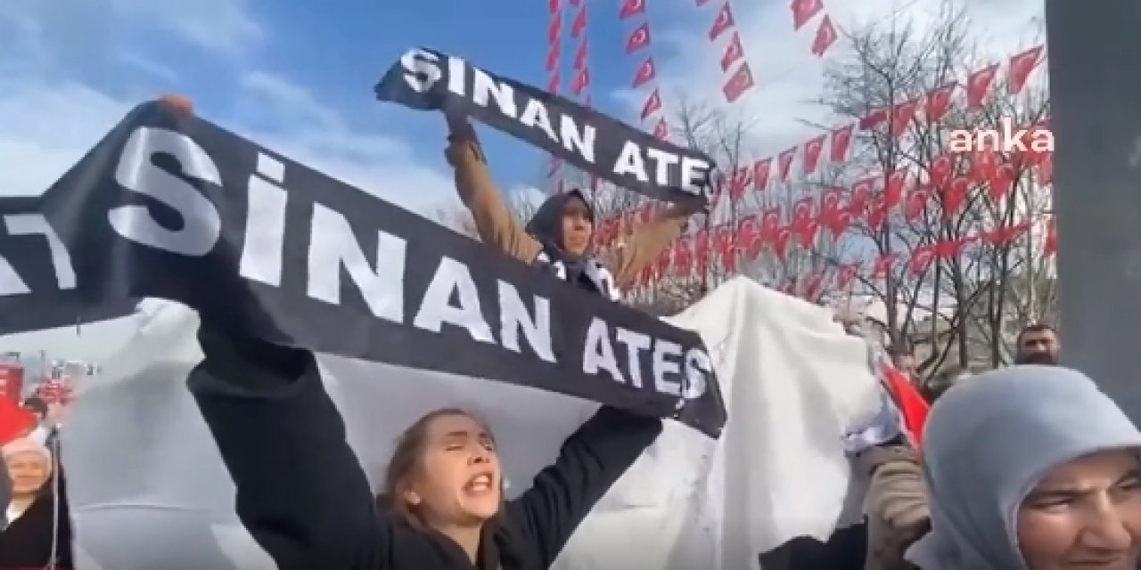 Erdoğan'ın Bursa mitingde Sinan Ateş protestosu