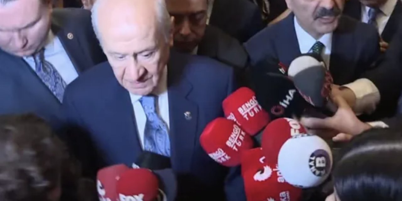MHP, soru soran gazeteciyi hedef gösterdi