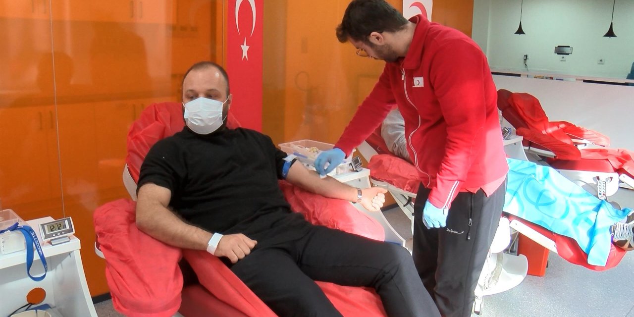 Kızılay başkanından bağış çağrısı: Kan stokları asgari seviyeye yakın