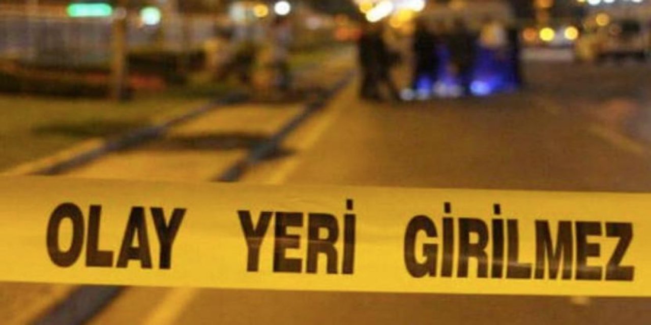 Antalya'da otomobilde  silahla vurulmuş halde 3 kişinin cesedi bulundu